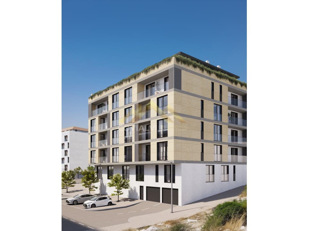 Apartamento T3 para venda - Junto á faculdade de medicina